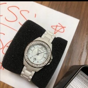 FOSSIL WOMENS WHITE & SILVER WATCH WRISTBAND